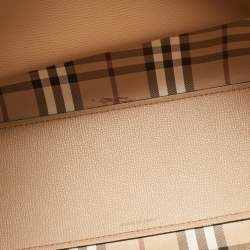 Pre Owned حقيبة يد بربري قماش هايماركت و جلد بيج