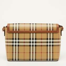 مملوكة مسبقًا حقيبة كتف بربري قلاب جلد مربعات بيج / بني