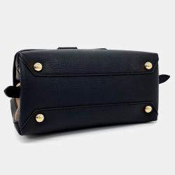 مملوكة مسبقًا Burberry Black Leather Camberley Small Tote and Shoulder Bag