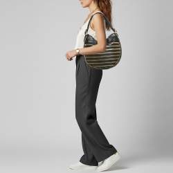 Pre Owned Burberry Zipped Detail Malika Black Leather Hobo