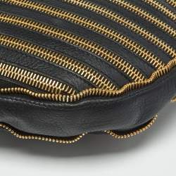 Pre Owned Burberry Zipped Detail Malika Black Leather Hobo