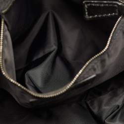 مملوكة مسبقًا حقيبة بربري فيكتوريا نايلون كارو بيت سوداء