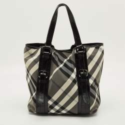 مملوكة مسبقًا حقيبة بربري فيكتوريا نايلون كارو بيت سوداء