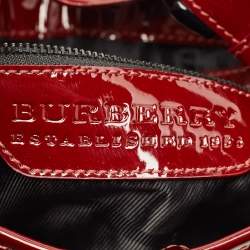 مملوكة مسبقًا Burberry Brooke Red Quilted Studded Patent Leather Hobo