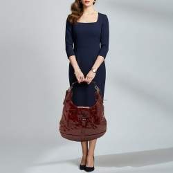 مملوكة مسبقًا Burberry Brooke Red Quilted Studded Patent Leather Hobo