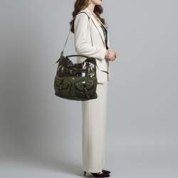 Pre Owned Burberry Bromley Brown/Khaki Quilted Nylon and Patent Leather Hobo