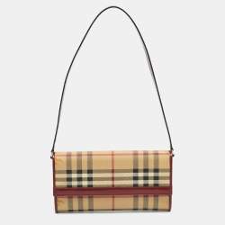 مملوكة مسبقًا حقيبة كلتش بربري هايماركت قماش ومزخرفة جلد أحمر/بيج