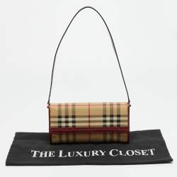 Pre Owned حقيبة كلتش بربري هايماركت قماش ومزخرفة جلد أحمر/بيج