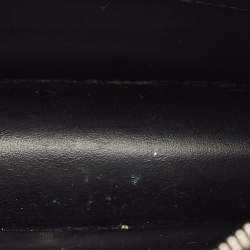 مملوكة مسبقًا حقيبة بربري ت ب كريستال جلد مخمل أسود كتف