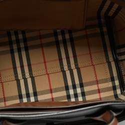 Pre Owned حقيبة يد بربري ماريس بحزام صغيرة جلدية سوداء/بنية