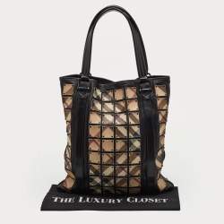 Pre Owned حقيبة يد بربري بروك واريور بيج/أسود نوفا تشيك بي في سي وجلد مرصعة