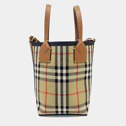 مملوكة مسبقًا Burberry Beige Metallic Canvas Bucket Tote and Crossbody Bag