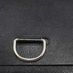 مملوكة مسبقًا حقيبة كتف بربري جلد سوداء متوسطة بحلقة D