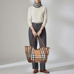 مملوكة مسبقًا Burberry Canterbury Brown/Beige House Check Canvas and Leather Tote