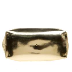 Pre Owned حقيبة يد بربري جلد ذهبية ميتالك