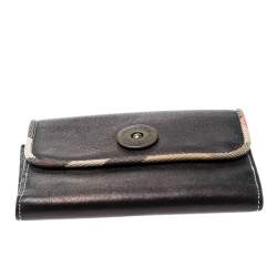 Pre Owned محفظة بربري جلد ثنائي الطيات أسود ميتاليك