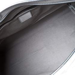 مملوكة مسبقًا Burberry Metallic Silver Patent Leather Shopper Tote