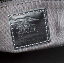 مملوكة مسبقًا Burberry Metallic Silver Patent Leather Shopper Tote