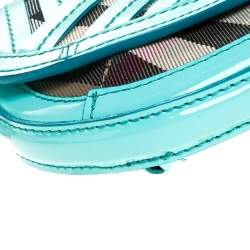 مملوكة مسبقًا Burberry Turquoise/Beige Patent Leather and House Check Canvas Lilford Shoulder Bag