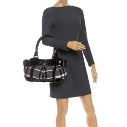 Pre Owned Burberry Black/Grey Beat Check Nylon and Patent Leather Small Healy Tote