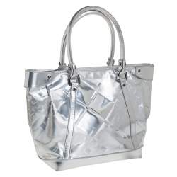 مملوكة مسبقًا حقيبة يد بربري ايمبر جلد لامع مربعات بيت فضي 