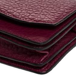 Pre Owned Burberry Burgundy Grained Leather Wallet On Chain