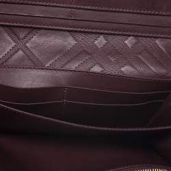 Pre Owned Burberry Burgundy Leather Continental Wallet