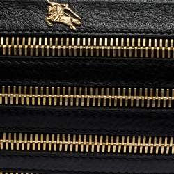 Pre Owned حقيبة معصم كلاتش بربري جلد سوداء