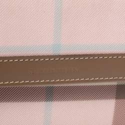 مملوكة مسبقًا محفظة بربري جلد وبلاستيك هاوس تشيك بني/وردي مضغوطة