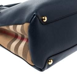 Pre Owned Burberry Blue Leather and House Check Fabric Medium Banner Tote