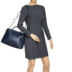 Pre Owned Burberry Blue Leather and House Check Fabric Medium Banner Tote