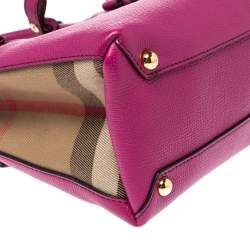 Pre Owned Burberry Magenta Leather and House Check Canavs Baby Banner Tote