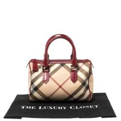 مملوكة مسبقًا Burberry Red/Beige Nova Check Coated Canvas and Patent Leather Boston Bag