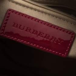 مملوكة مسبقًا Burberry Red/Beige Nova Check Coated Canvas and Patent Leather Boston Bag