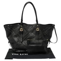 Pre Owned Burberry Black Perforated Leather Salisbury Tote
