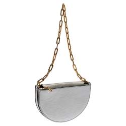 مملوكة مسبقًا حقيبة كتف بربري حمالة سلسلة بيكن جلد فويل فضي