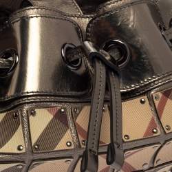 Pre Owned حقيبة هوبو بربري واريور صغيرة جلد و كانفاس مربعات نوفا رصاصي ميتاليك