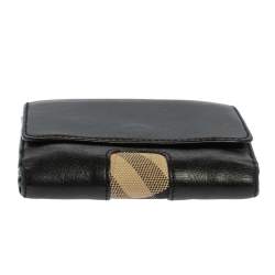 مملوكة مسبقًا Burberry Black/Beige Leather and Canvas Trifold Wallet