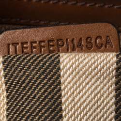 مملوكة مسبقًا حقيبة هوبو بربري بريدل دوتون جلد بني صغيرة