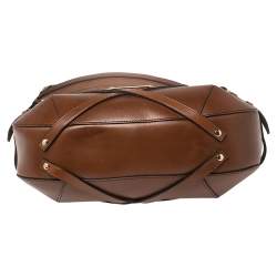 مملوكة مسبقًا حقيبة هوبو بربري بريدل دوتون جلد بني صغيرة