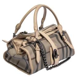 مملوكة مسبقًا حقيبة باولينغ بربري بي في سي كاروهات سموكد بسلسلة متعددة الألوان