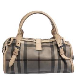 مملوكة مسبقًا حقيبة باولينغ بربري بي في سي كاروهات سموكد بسلسلة متعددة الألوان