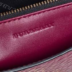 Pre Owned محفظة بسلسلة بربري ماديسون جلد عنابية