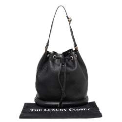 مملوكة مسبقًا حقيبة بربري باكت أربطة جلد أسود