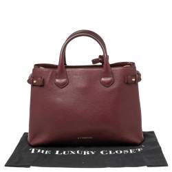 مملوكة مسبقًا حقيبة يد توتس بربري بانر قماش كاروهات هاوس تشيك و جلد بيج/عنابي متوسطة