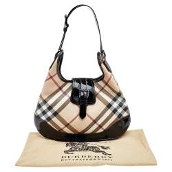 Pre Owned Burberry Black/Beige Nova Check PVC And Patent Leather Brooke Hobo