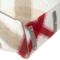 مملوكة مسبقًا Burberry Multicolor Ikat Check Canvas and Leather Trim Shopper Tote