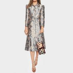 مملوكة مسبقًا حقيبة كلتش بربري بربري جلد لامع و كانفاس مقوى كاروهات نوفا بيج/عنابي مطبوعة نجوم بسحاب وحمالة معصم