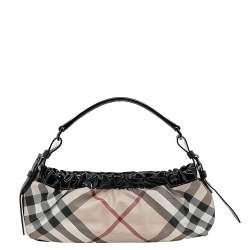 Pre Owned حقيبة بوكيت بربري بلاستيك مشمع كاروهات نوفا تشيك وجلد لامع بيج/أسود 