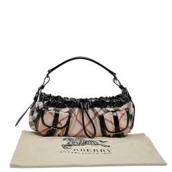 Pre Owned حقيبة بوكيت بربري بلاستيك مشمع كاروهات نوفا تشيك وجلد لامع بيج/أسود 